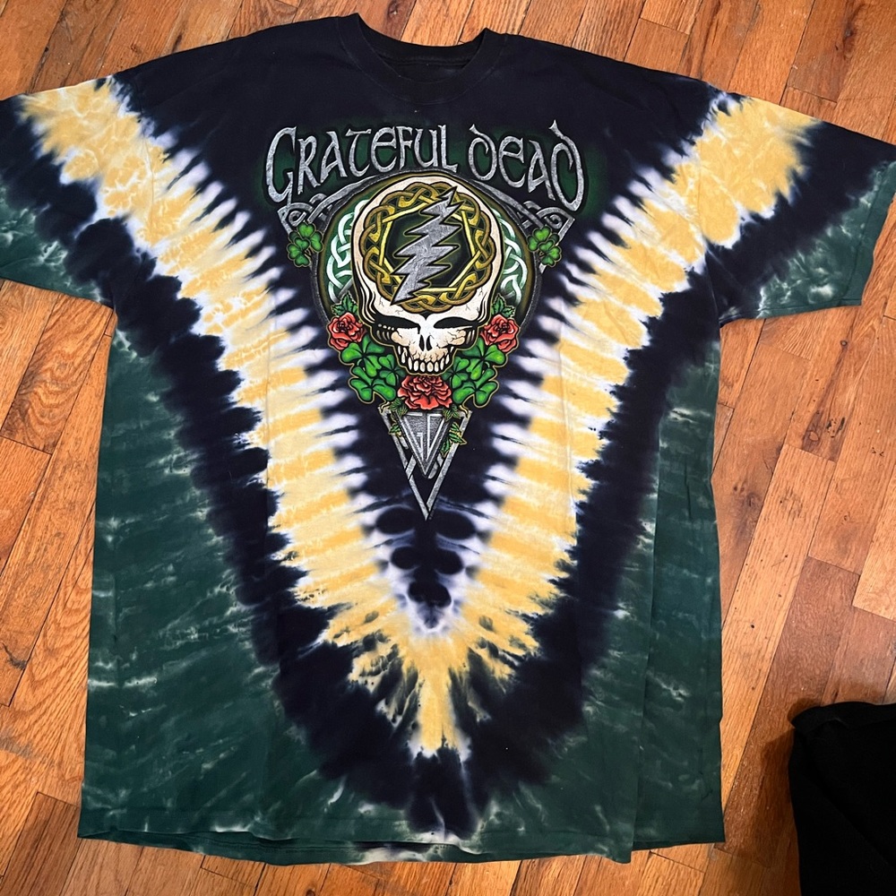 Plus size Grateful Dead T-shirt